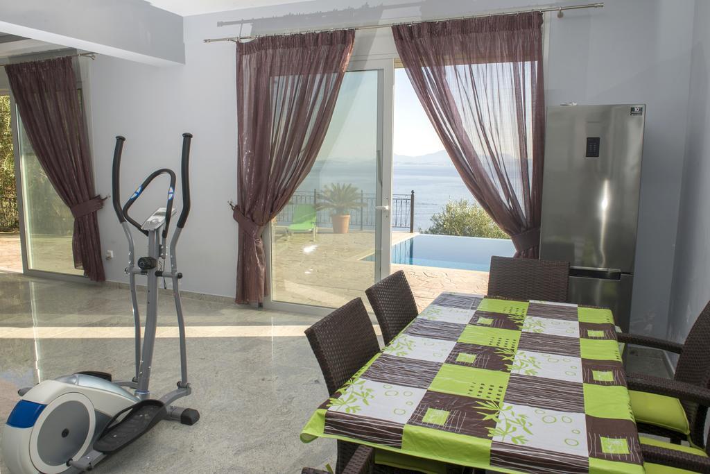 Villa Daniella Studio With Private Pool Nisaki  Chambre photo